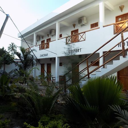27 Cafe Zanzibar Airport Hotel المظهر الخارجي الصورة
