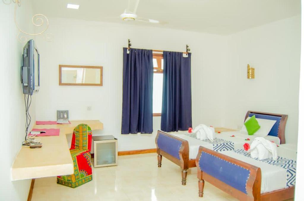 27 Cafe Zanzibar Airport Hotel المظهر الخارجي الصورة