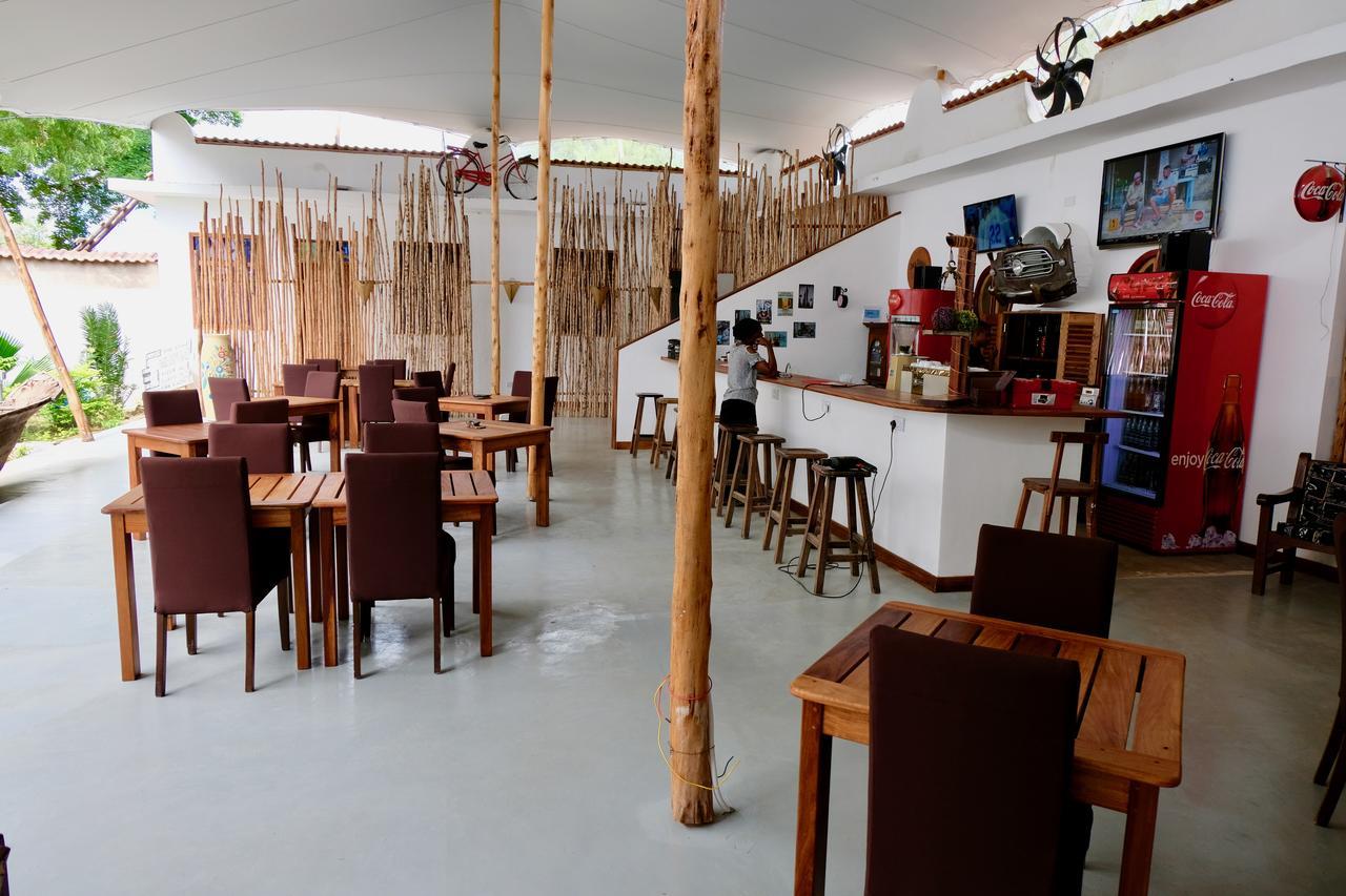 27 Cafe Zanzibar Airport Hotel المظهر الخارجي الصورة