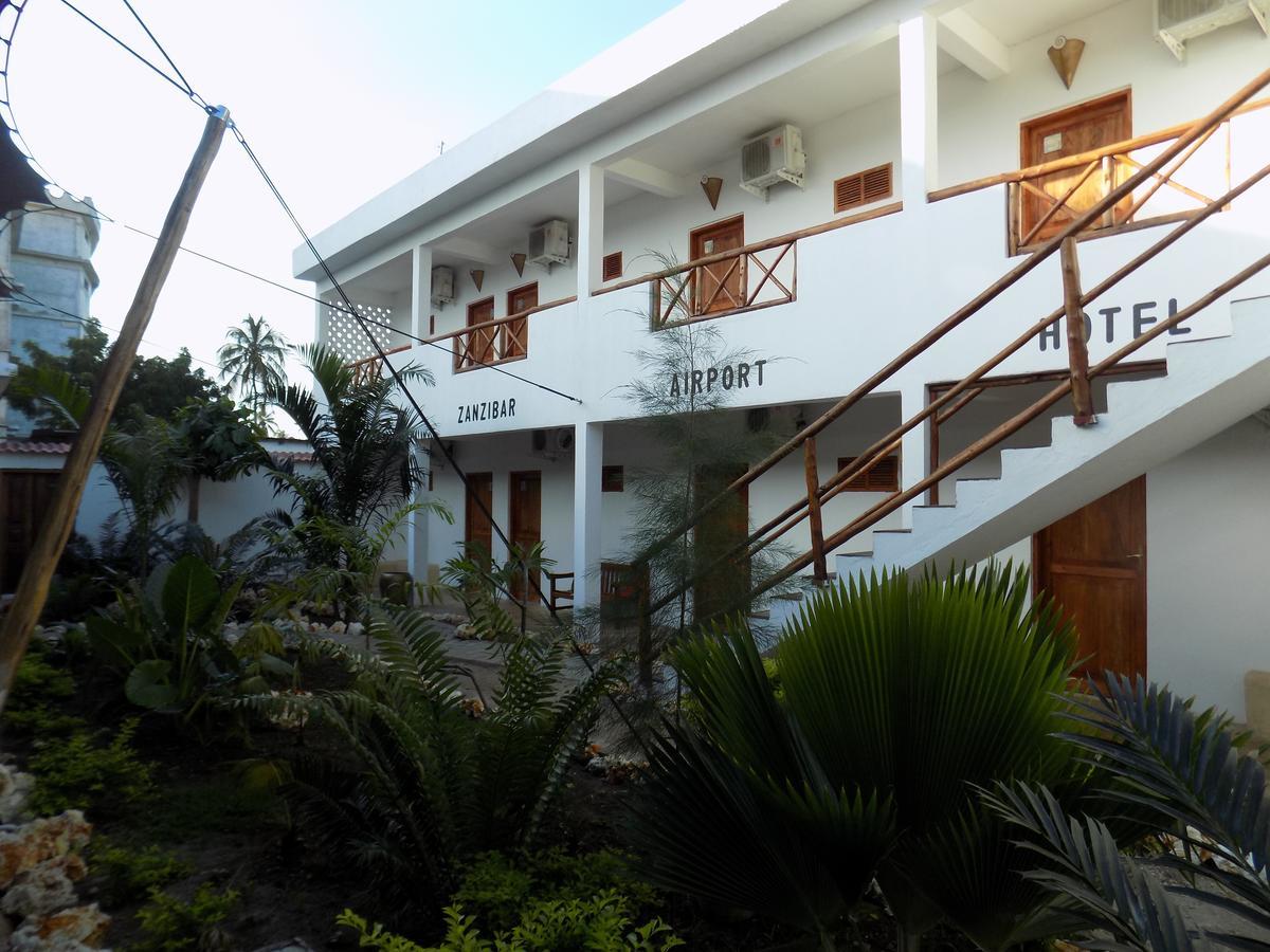 27 Cafe Zanzibar Airport Hotel المظهر الخارجي الصورة