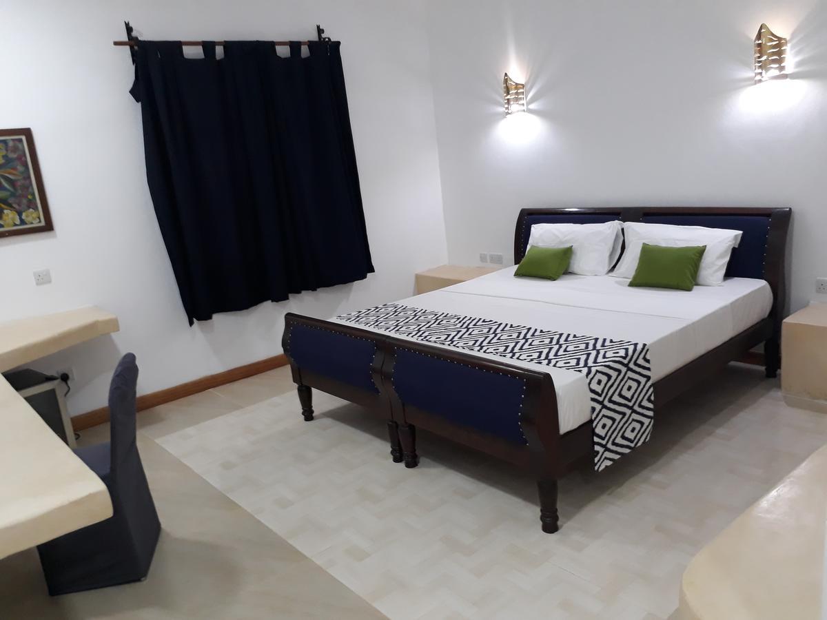 27 Cafe Zanzibar Airport Hotel المظهر الخارجي الصورة