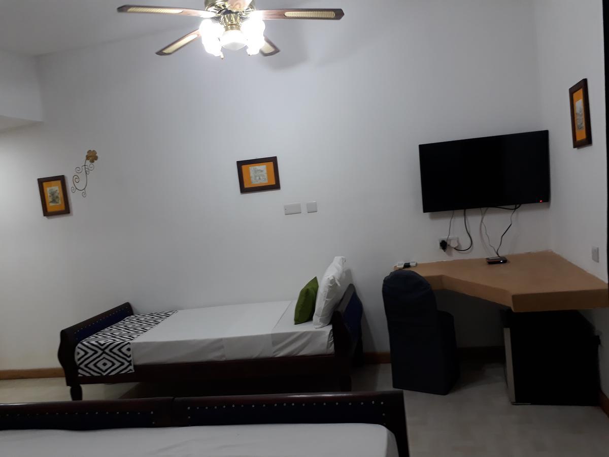 27 Cafe Zanzibar Airport Hotel المظهر الخارجي الصورة